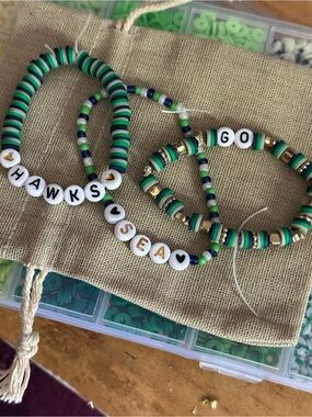 Seahawks Beaded Name Bracelet Set - Green/Blue Striped Design